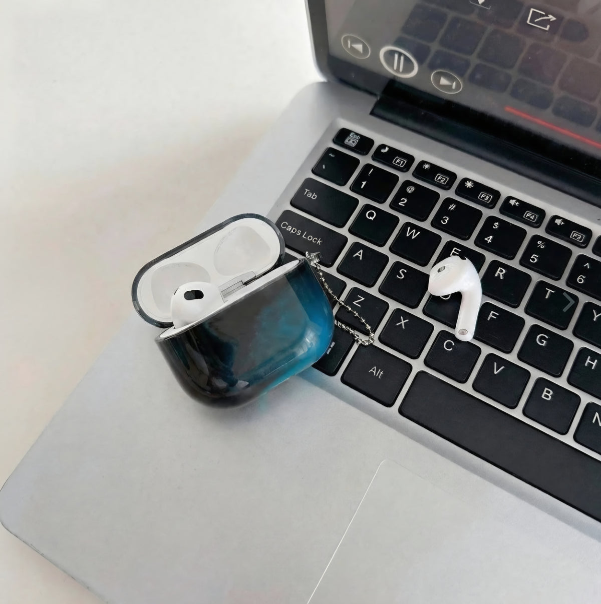 NØIR BLUE CASE